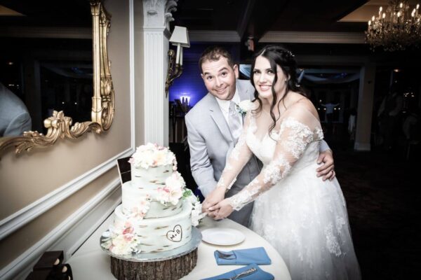 Las Vegas Wedding Packages with Affordable All Inclusive Ceremony and Reception Options
