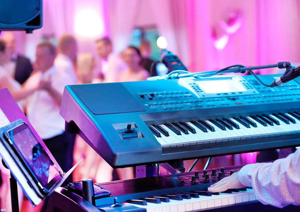 DJ vs Live Music - Which is Best for Your Las Vegas Wedding Reception