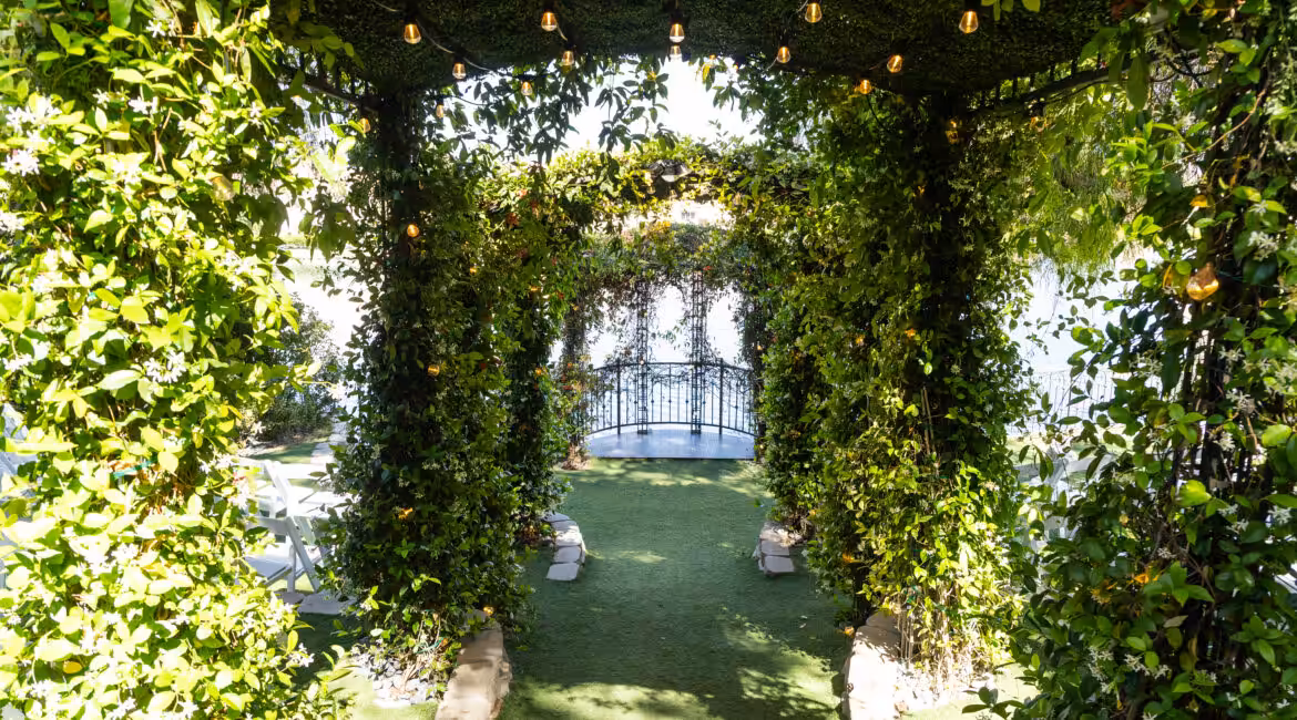outdoor all inclusive Vegas wedding packages