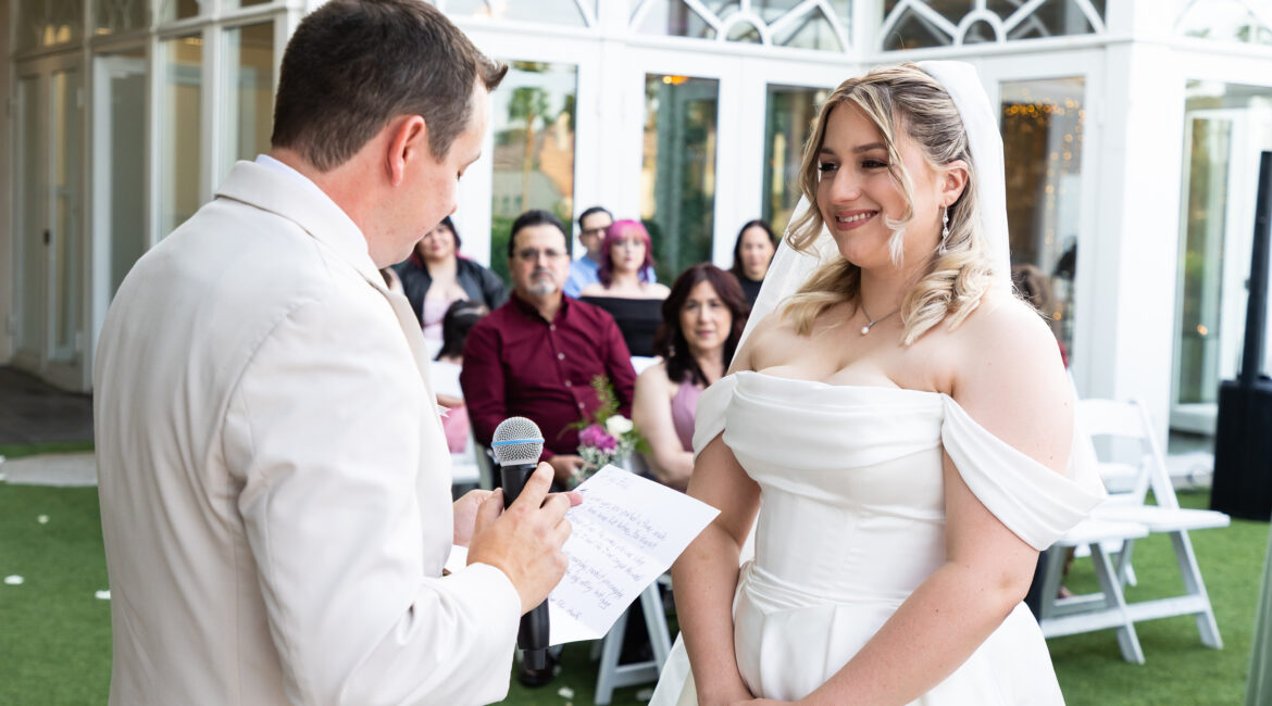 Las Vegas Outdoor Reception With Catering IncludedÂ