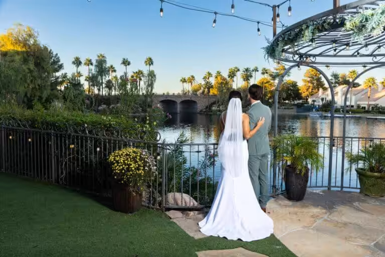 Lake wedding in Las Vegas