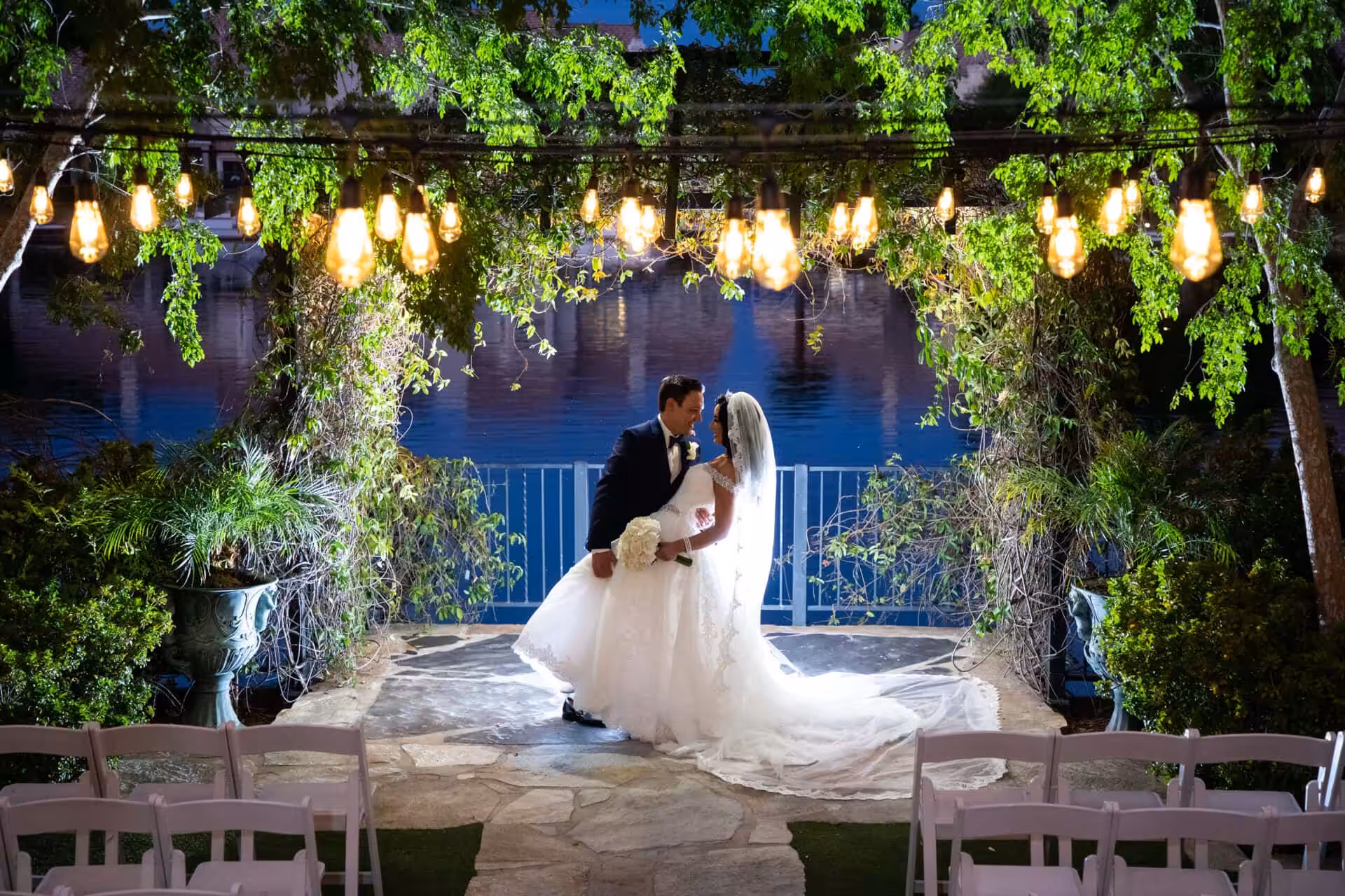 lakesideweddings-slide-3-min